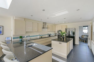 Kitchen- click for photo gallery